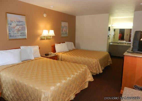 Red Roof Inn Накодочес Номер фото